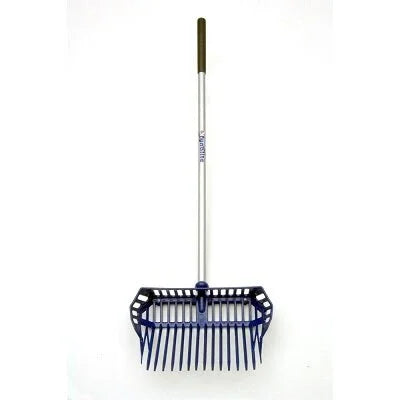 FynaLite Xlite Shavings Fork Long Aluminium Handle with Shaker Cage 137 cm